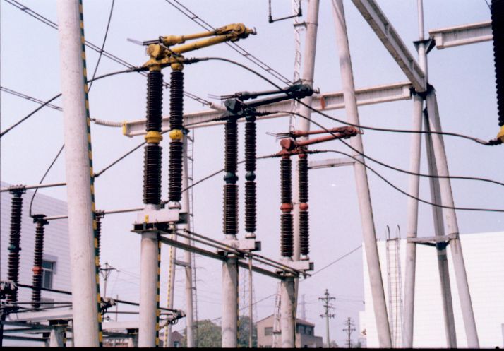 GW22-252户外交流高压隔离开关