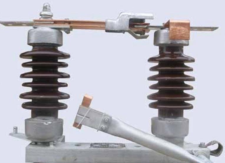 GW4-12型户外交流高压隔离开关